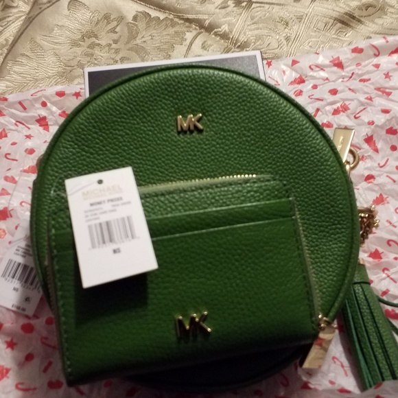 Sold - Picture 2 of 4